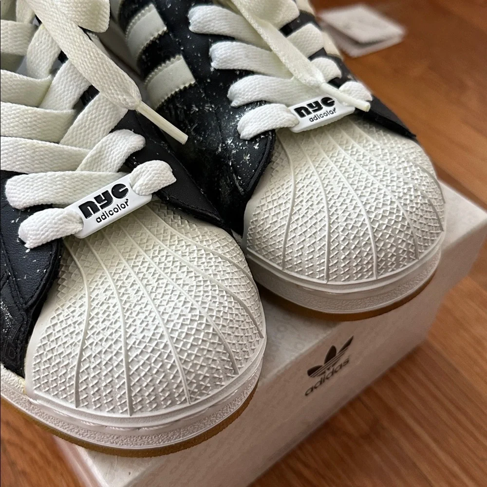 Vintage Adidas Adicolor New York City Exclusive